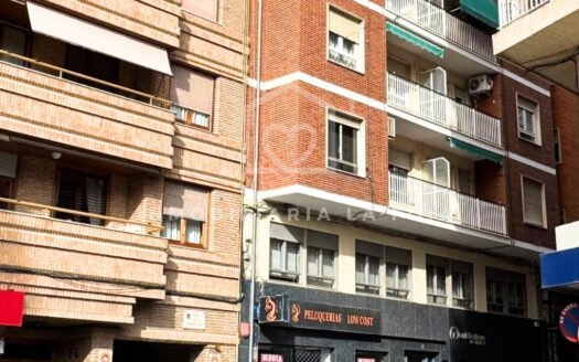 Local en alquiler en Ibi centro: visibilidad real en C/ Constitución