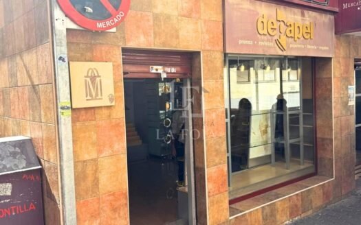 Local en alquiler en el Mercado Central de Ibi con dos entradas